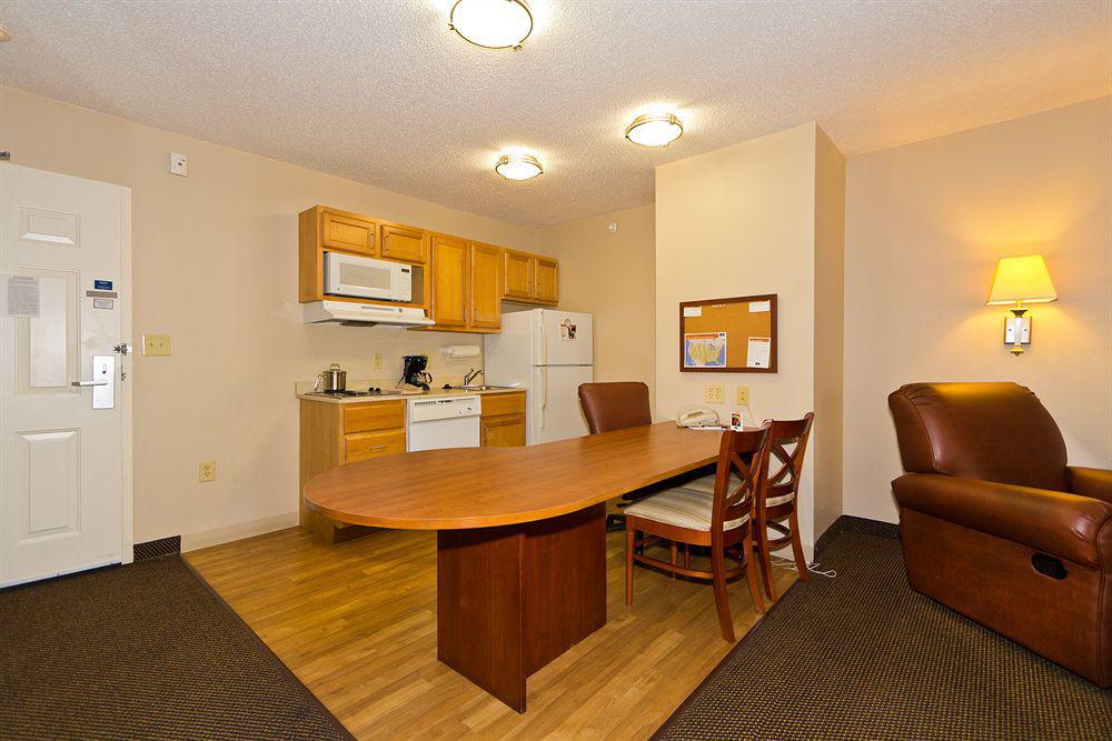 Candlewood Suites Harrisonburg By Ihg Bagian luar foto